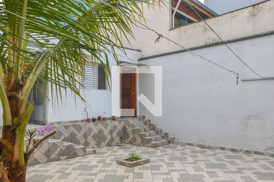 Quintal de casa à venda com 2 quartos, 240m² em Vila Caminho do Mar, São Bernardo do Campo