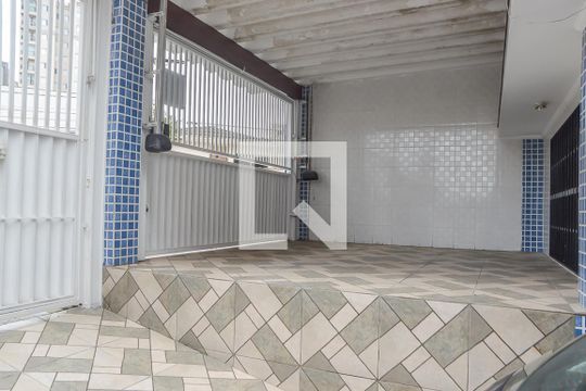 Garagem de casa à venda com 2 quartos, 240m² em Vila Caminho do Mar, São Bernardo do Campo