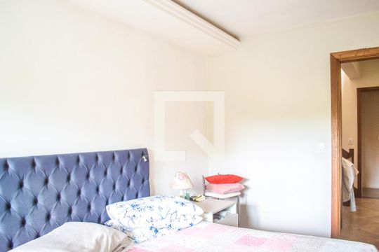 Suite 1 de casa à venda com 3 quartos, 174m² em Ipanema, Porto Alegre