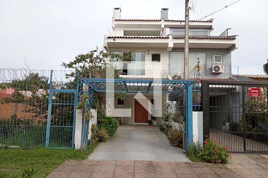 Fachada de casa à venda com 3 quartos, 174m² em Ipanema, Porto Alegre
