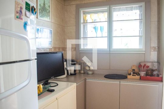 Cozinha de casa à venda com 3 quartos, 174m² em Ipanema, Porto Alegre