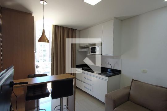Cozinha de kitnet/studio para alugar com 1 quarto, 39m² em Vila Augusta, Guarulhos