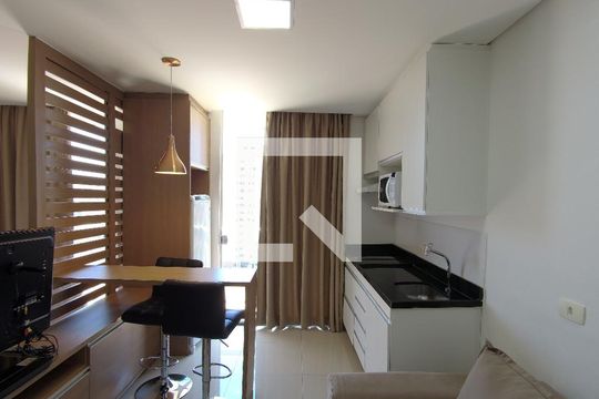 Cozinha de kitnet/studio para alugar com 1 quarto, 39m² em Vila Augusta, Guarulhos