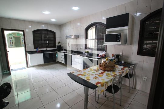 Cozinha de casa para alugar com 4 quartos, 429m² em Pechincha, Rio de Janeiro