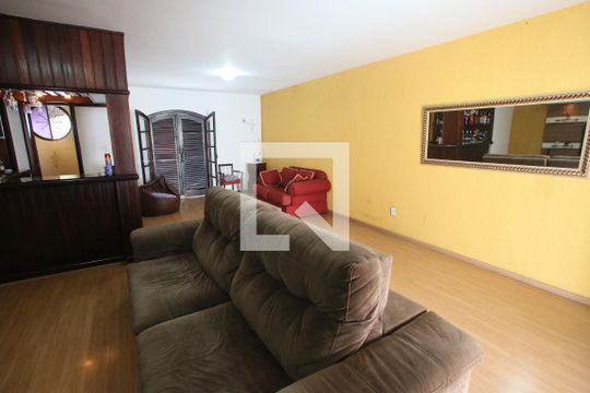 Sala de casa para alugar com 4 quartos, 429m² em Pechincha, Rio de Janeiro