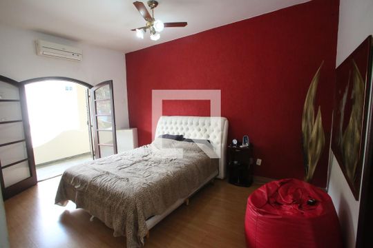 Quarto Suíte 1 de casa para alugar com 4 quartos, 429m² em Pechincha, Rio de Janeiro