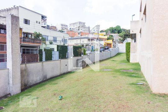 Área comum de apartamento para alugar com 2 quartos, 50m² em Vila Palmeiras, São Paulo