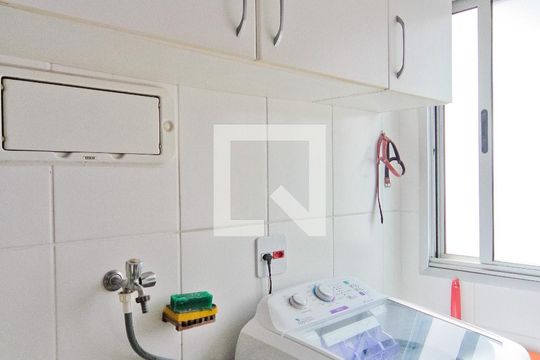 Área de Serviço de apartamento para alugar com 2 quartos, 50m² em Vila Palmeiras, São Paulo