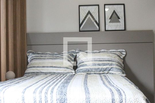 Quarto de kitnet/studio para alugar com 1 quarto, 26m² em Santana, São Paulo