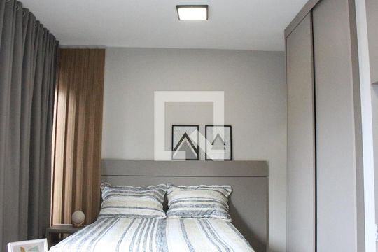 Quarto de kitnet/studio para alugar com 1 quarto, 26m² em Santana, São Paulo