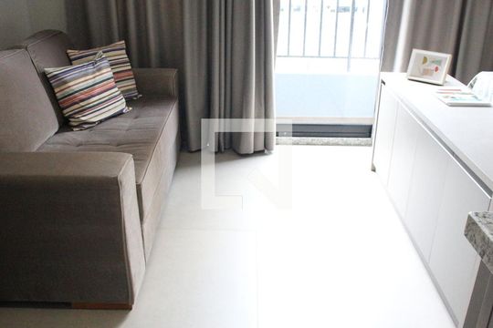 Sala de kitnet/studio para alugar com 1 quarto, 26m² em Santana, São Paulo