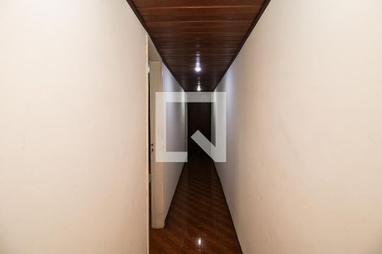 Corredor de casa à venda com 3 quartos, 130m² em Engenheiro Goulart, São Paulo