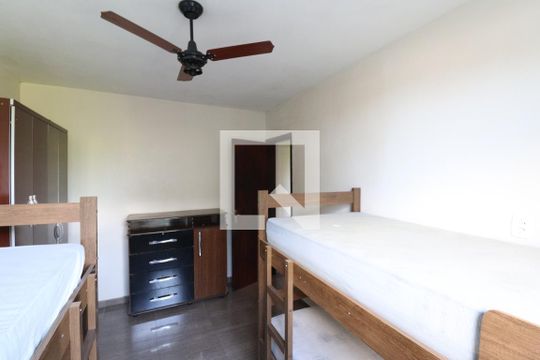 Quarto 2 de apartamento para alugar com 2 quartos, 80m² em Rocha, São Gonçalo