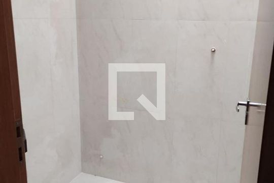 Casa à venda com 3 quartos, 70m² em Vila Guilhermina, São Paulo