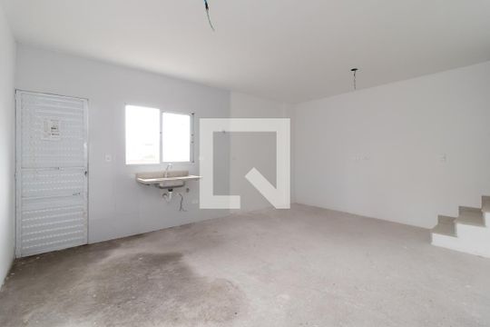 Apartamento à venda com 2 quartos, 60m² em Vila Mazzei, São Paulo