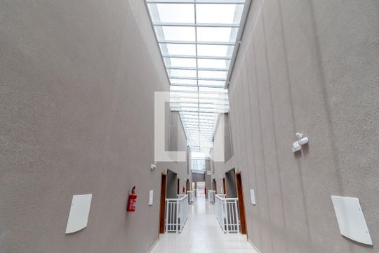 Área comum de apartamento à venda com 2 quartos, 60m² em Vila Mazzei, São Paulo