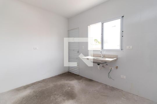 Cozinha de apartamento à venda com 2 quartos, 60m² em Vila Mazzei, São Paulo