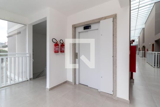 Elevador de apartamento à venda com 2 quartos, 39m² em Vila Mazzei, São Paulo
