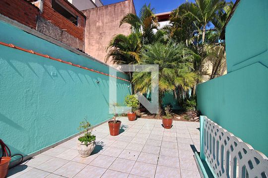 Quintal de casa à venda com 3 quartos, 171m² em Demarchi, São Bernardo do Campo