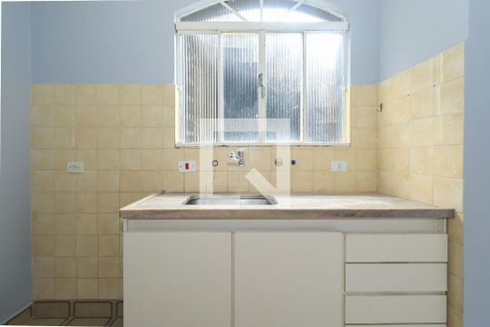cozinha 2 de casa à venda com 4 quartos, 190m² em Cambuci, São Paulo