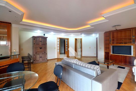 Sala de apartamento para alugar com 4 quartos, 245m² em Jardim, Santo André