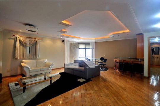 Sala de apartamento para alugar com 4 quartos, 245m² em Jardim, Santo André