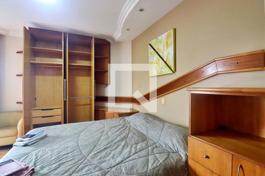Quarto 1 - Suíte de apartamento para alugar com 4 quartos, 245m² em Jardim, Santo André