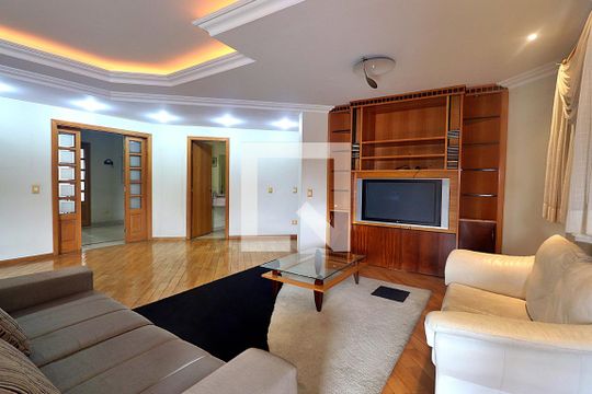 Sala de apartamento para alugar com 4 quartos, 245m² em Jardim, Santo André