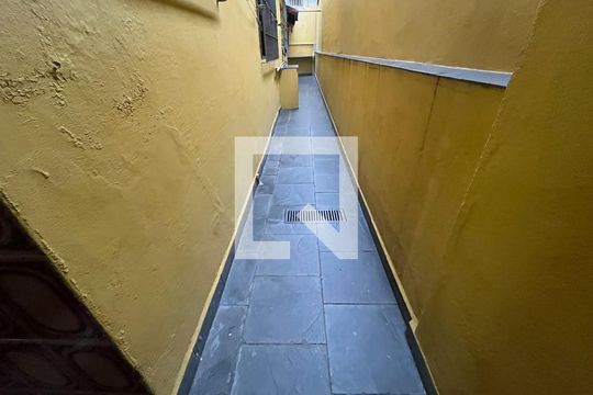 Corredor de casa à venda com 3 quartos, 88m² em Vila Buenos Aires, São Paulo