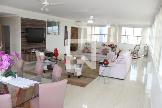 Apartamento para alugar com 3 quartos, 200m² em Boa Vista, São Vicente