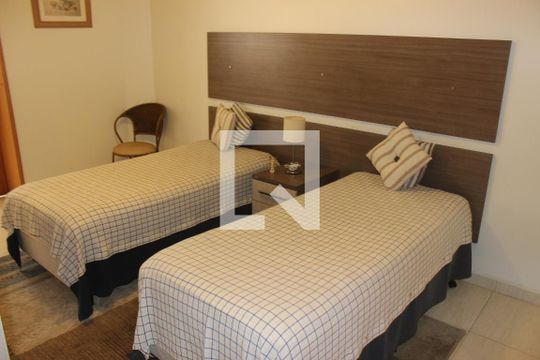 Quarto 1 de apartamento para alugar com 3 quartos, 200m² em Boa Vista, São Vicente