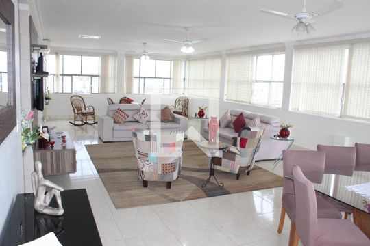 Sala 1 de apartamento para alugar com 3 quartos, 200m² em Boa Vista, São Vicente