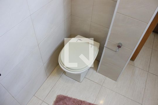 Banheiro da Suíte 1 de apartamento para alugar com 3 quartos, 200m² em Boa Vista, São Vicente