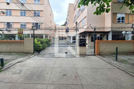 Fachada de apartamento à venda com 3 quartos, 75m² em Largo do Barradas, Niterói