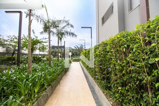 Área comum- Jardim de kitnet/studio para alugar com 1 quarto, 27m² em Indianópolis, São Paulo