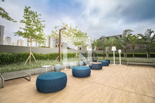 Área comum- Pátio de kitnet/studio para alugar com 1 quarto, 27m² em Indianópolis, São Paulo