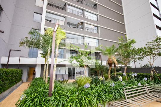 Fachada do Prédio de kitnet/studio para alugar com 1 quarto, 27m² em Indianópolis, São Paulo
