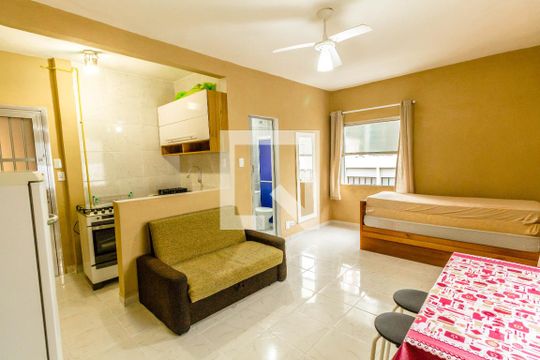 Sala/Quarto de kitnet/studio para alugar com 1 quarto, 31m² em Boqueirão, Praia Grande