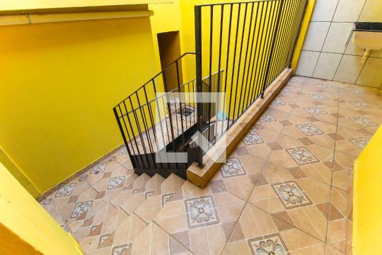 Quintal de casa para alugar com 2 quartos, 50m² em Itaquera, São Paulo