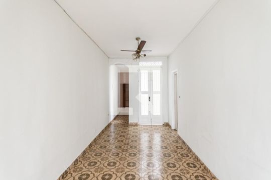 Sala de casa para alugar com 2 quartos, 143m² em Vila Isabel, Rio de Janeiro