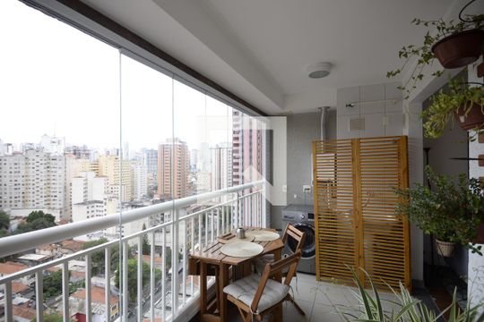 Varanda de apartamento para alugar com 1 quarto, 35m² em Cambuci, São Paulo