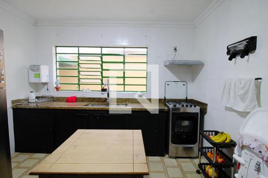 Cozinha de casa à venda com 4 quartos, 200m² em Jardim Taboão, São Paulo