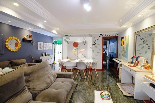 Sala de casa à venda com 4 quartos, 200m² em Jardim Taboão, São Paulo