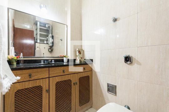 Banheiro de apartamento à venda com 2 quartos, 84m² em Vila Isabel, Rio de Janeiro