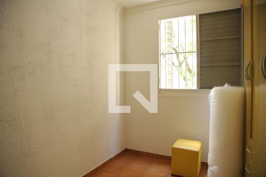 Quarto 2 de apartamento para alugar com 2 quartos, 50m² em São Pedro, Osasco