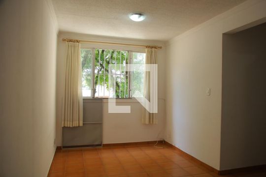 Apartamento para alugar com 2 quartos, 50m² em São Pedro, Osasco