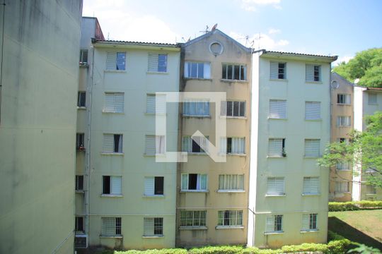 Fachada do Prédio de apartamento para alugar com 2 quartos, 50m² em São Pedro, Osasco