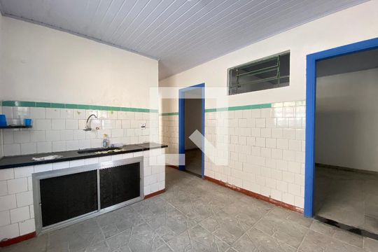 Cozinha 1 de casa à venda com 7 quartos, 240m² em Jardim Brasil (zona Norte), São Paulo