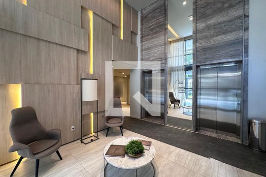 Hall Social Bloco de kitnet/studio para alugar com 0 quarto, 25m² em Campo Belo, São Paulo
