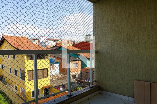 Sala - varanda de apartamento para alugar com 2 quartos, 55m² em Jardim Santa Izabel, Cotia